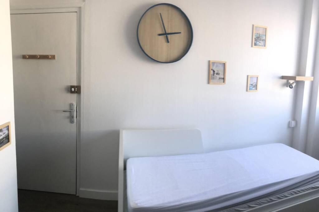YANNADAL/studio cosy avec vraie cuisine à Recouvrance/ proche Tram/bus et proximité avec l'Arsenal Apartamento Brest Exterior foto